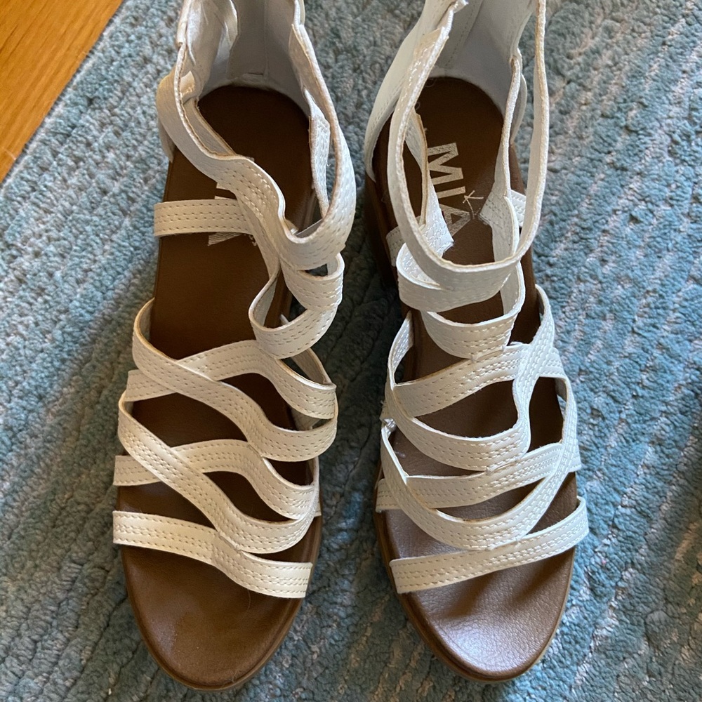 MIA kids girls Lainie sandals